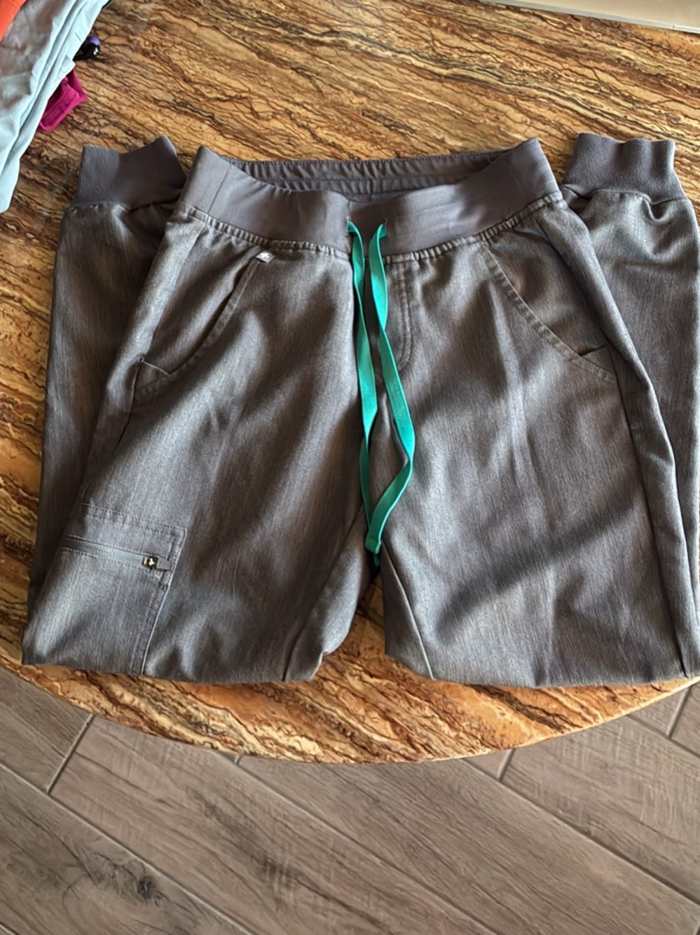 FIGS Zamora Jogger Scrub Pant Gray Trousers XXS used